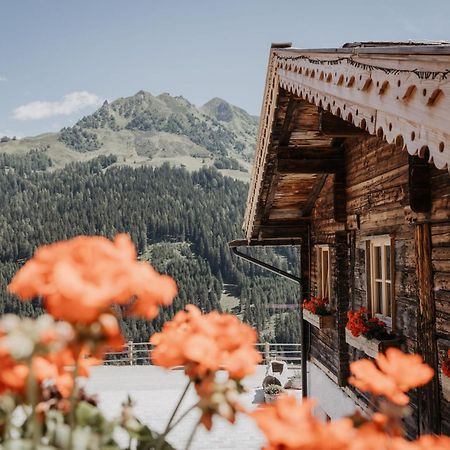 Peer Alm Otel Navis Dış mekan fotoğraf