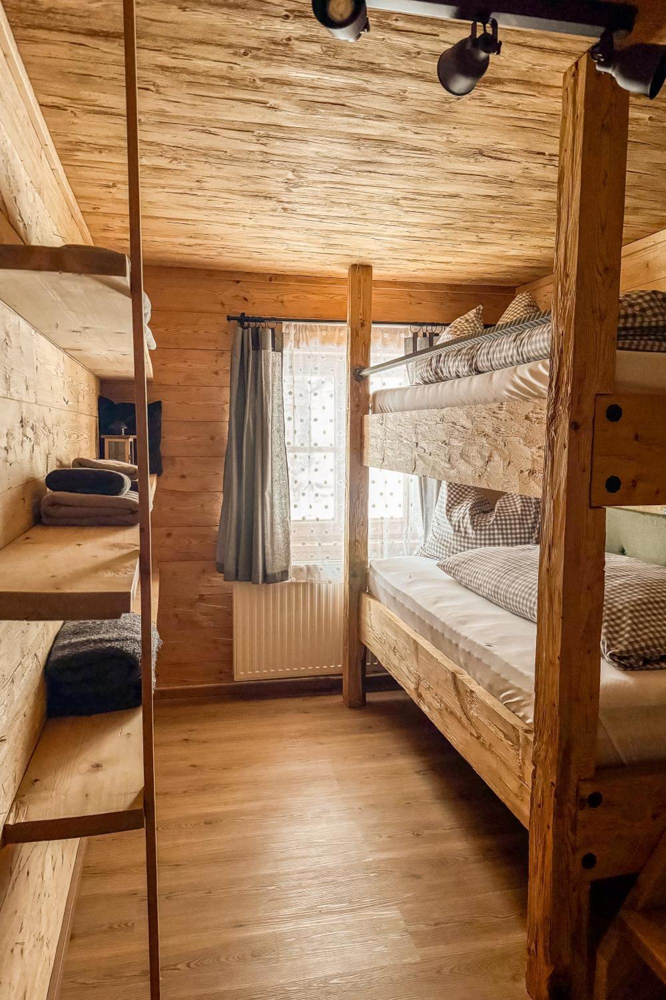 Peer Alm Otel Navis Dış mekan fotoğraf