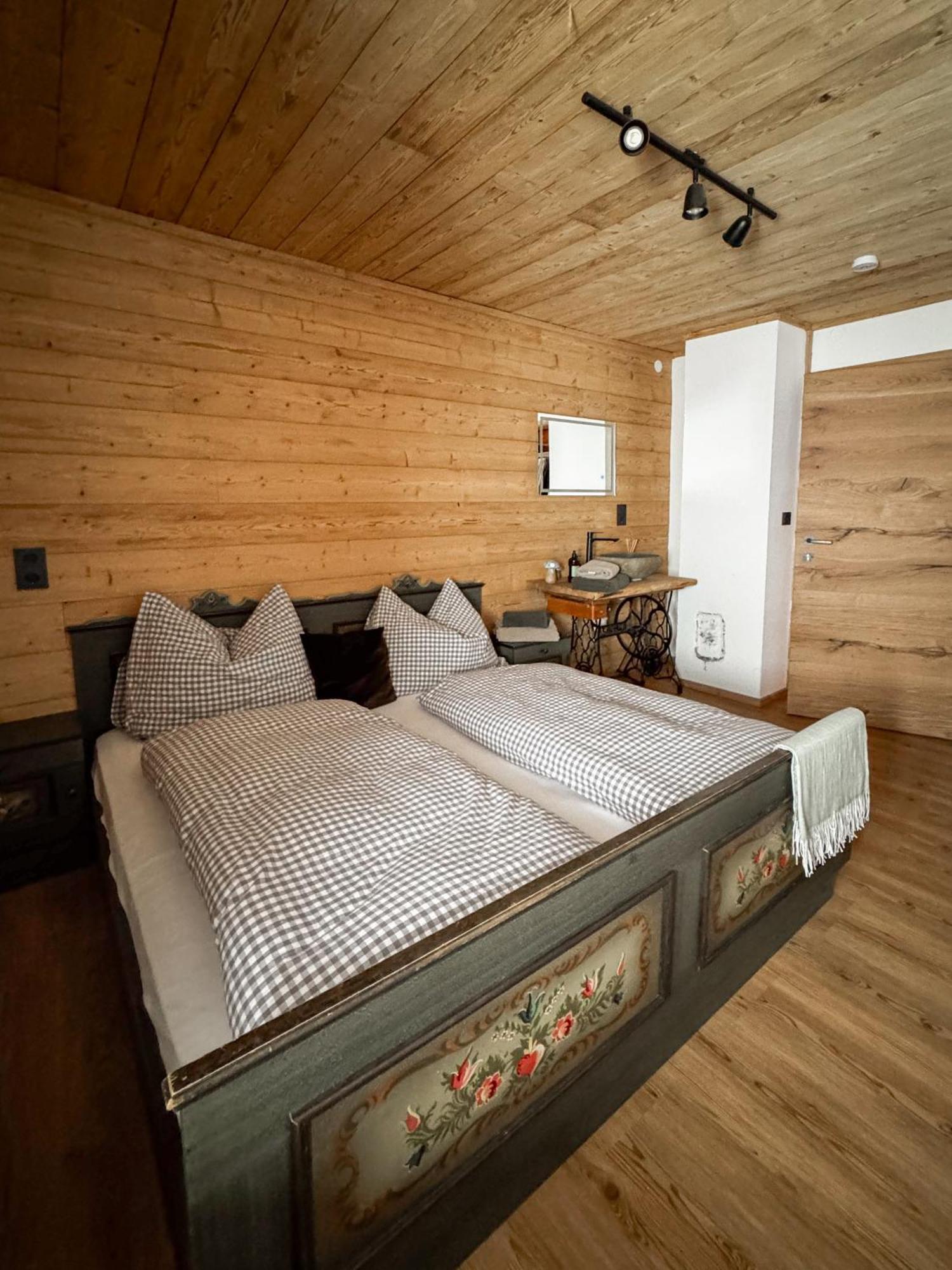 Peer Alm Otel Navis Dış mekan fotoğraf