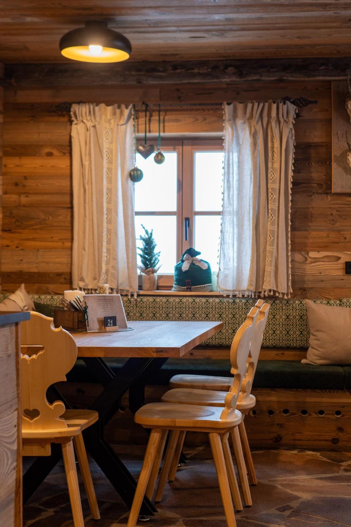 Peer Alm Otel Navis Dış mekan fotoğraf