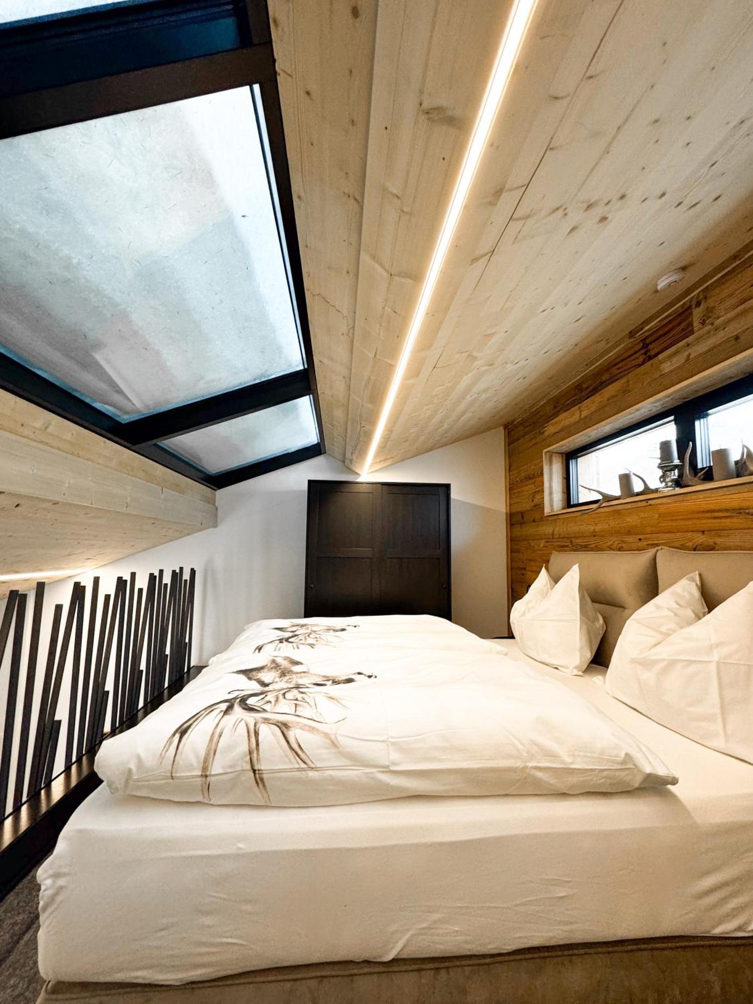 Peer Alm Otel Navis Dış mekan fotoğraf