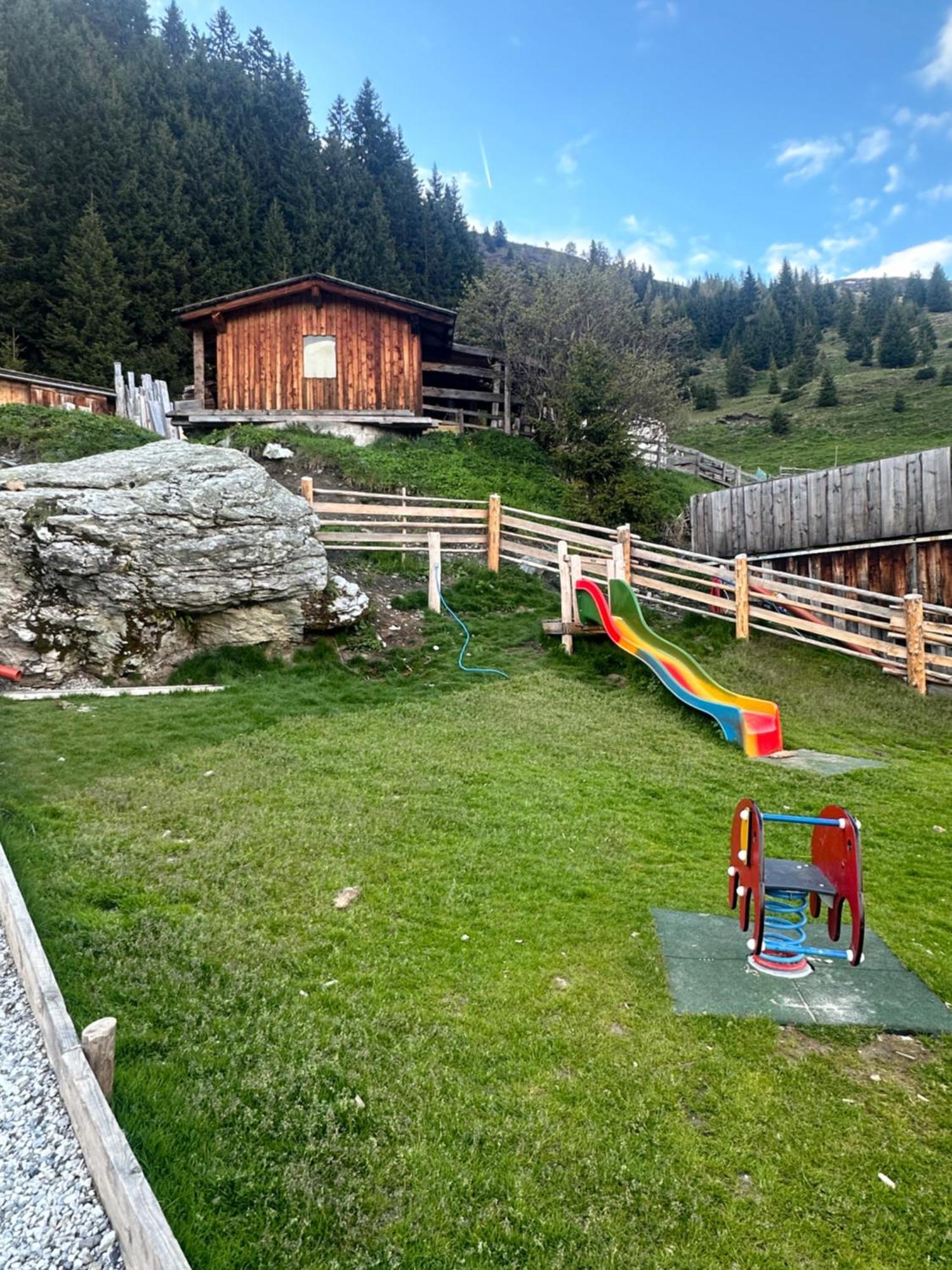 Peer Alm Otel Navis Dış mekan fotoğraf