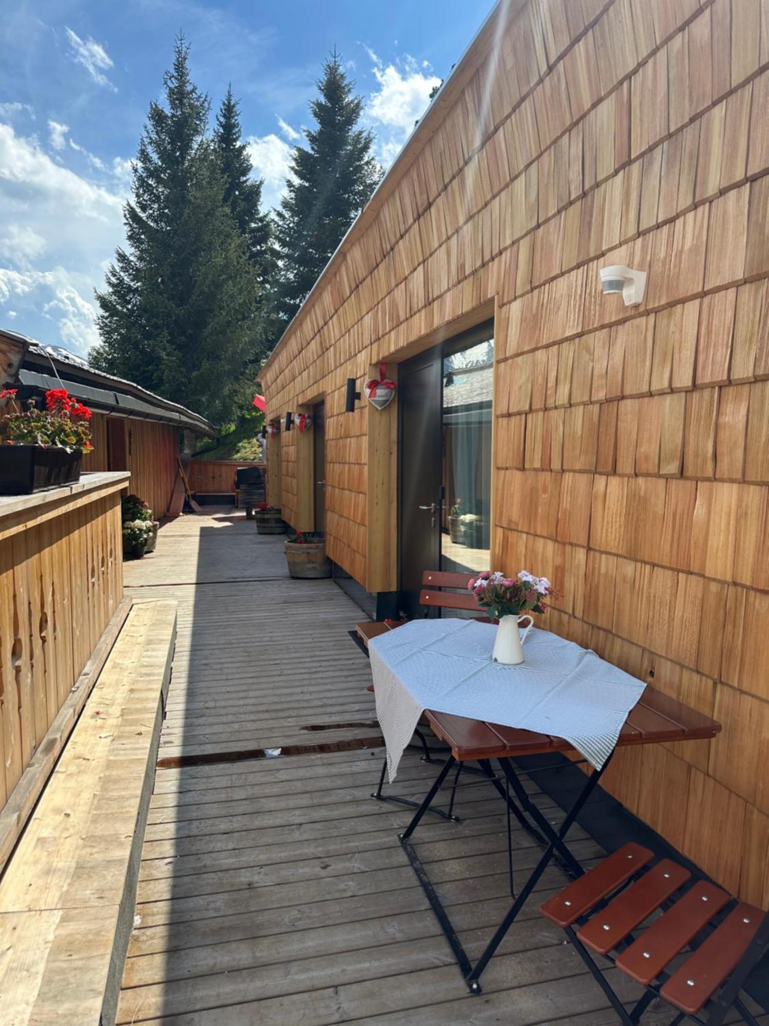 Peer Alm Otel Navis Dış mekan fotoğraf